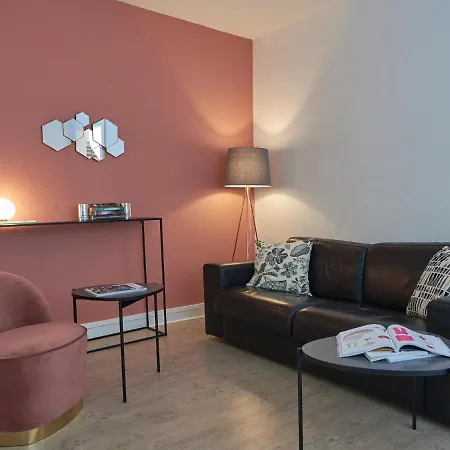 Carrara Apartament *