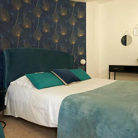 Apartament Carrara *